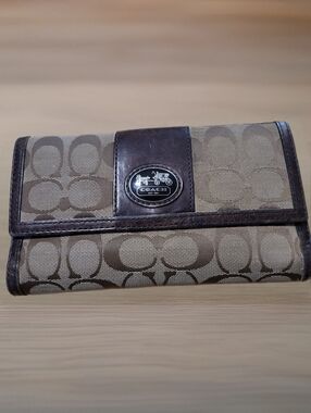 Coach Coach Signature Fold Wallet in Beige and Brown